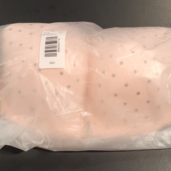 Lane Bryant Other - CACIQUE Lane Bryant Front C Plunge Bra 32H